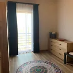 Bulwar Stare Apartment *