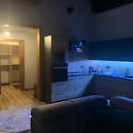 Bulwar Stare Apartment *