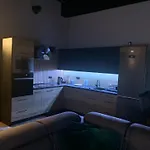 Bulwar Stare Apartment *