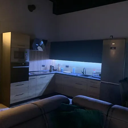 Bulwar Stare Apartment *